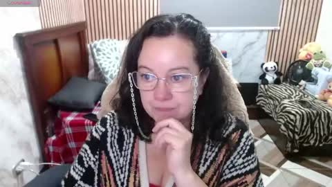 Sonia online show from 04/15/26, 04:03