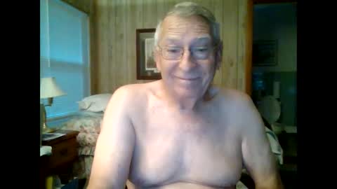 Snapshot of maturecouple1954 chatting on 09/15/25, 11:43 SXECPL55 at G mail Dot Com online show from 09/15/25, 11:43