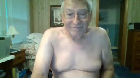 Snapshot of maturecouple1954 chatting on 09/29/25, 11:48 SXECPL55 at G mail Dot Com online show from 09/29/25, 11:48