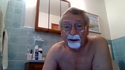 Snapshot of maturecouple1954 chatting on 11/07/25, 01:00 SXECPL55 at G mail Dot Com online show from 11/07/25, 01:00