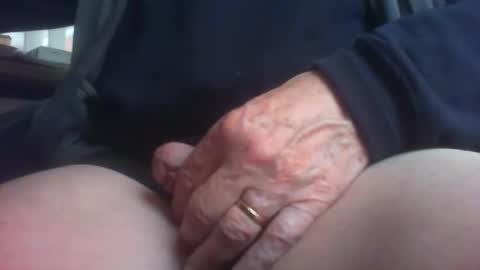 Maturedaddi online show from 10/16/25, 09:43