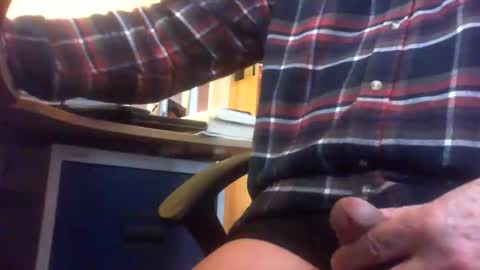 Maturedaddi online show from 12/15/25, 10:52