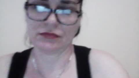 Monica online show from 03/18/26, 04:32