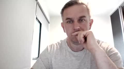 matureontheedge online show from 05/09/26, 07:02