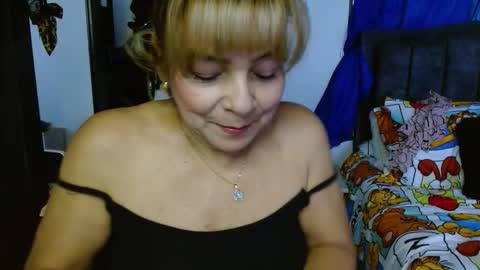 Snapshot of maturetigress4c chatting on 10/14/25, 02:40 Cecilia online show from 10/14/25, 02:40