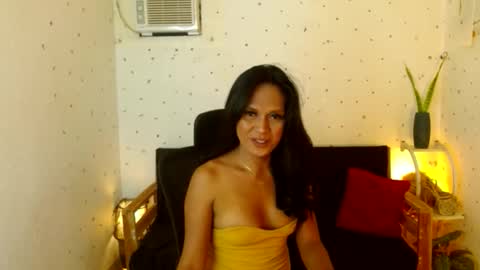 Snapshot of maturity_mommy_intown chatting on 09/16/25, 08:10 maturity_mommy_intown online show from 09/16/25, 08:10