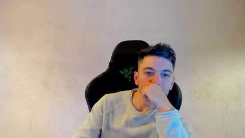 matz12333 online show from 01/10/26, 04:31