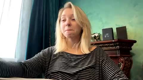 Eva  1st day online show from 06/27/26, 07:35