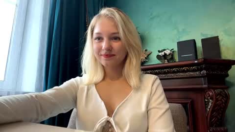 Eva  1st day online show from 06/28/26, 07:36