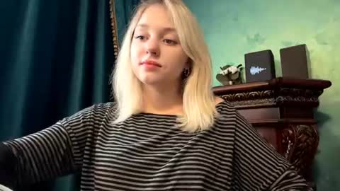 Eva  1st day online show from 07/09/26, 07:01