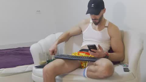 mauro_real_man online show from 02/18/26, 06:48