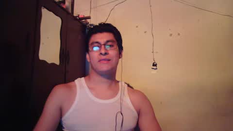 Snapshot of maurodirty chatting on 12/13/24, 06:31 Mauro online show from 12/13/24, 06:31