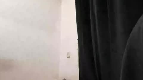 Snapshot of mauroo2025 chatting on 01/18/25, 11:22 mauroo2025 online show from 01/18/25, 11:22