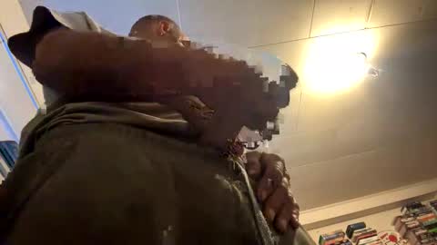 Snapshot of maverick7000 chatting on 02/15/25, 03:28 maverick7000 online show from 02/15/25, 03:28