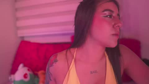 Snapshot of mavi_boo chatting on 02/21/26, 08:37 Mavi online show from 02/21/26, 08:37