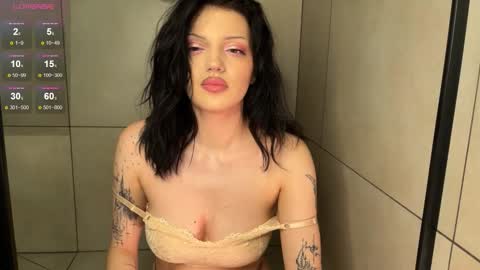 Snapshot of mavis_crystal chatting on 02/04/26, 05:19 Mavis online show from 02/04/26, 05:19