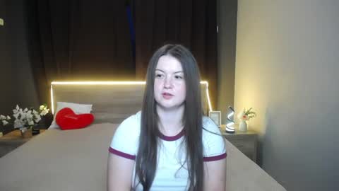 Snapshot of mavkacute chatting on 07/16/26, 06:25 MavkaCute online show from 07/16/26, 06:25