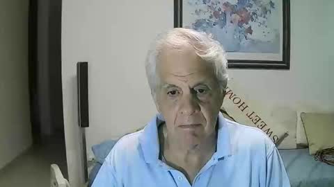 Snapshot of max_2017 chatting on 12/16/25, 02:38 max_2017 online show from 12/16/25, 02:38