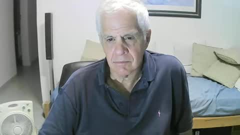 max_2017 online show from 01/17/26, 03:33