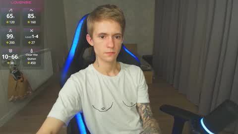 Max Gen with tats 24years  And Ethan without tats 20 years online show from 01/11/25, 08:32