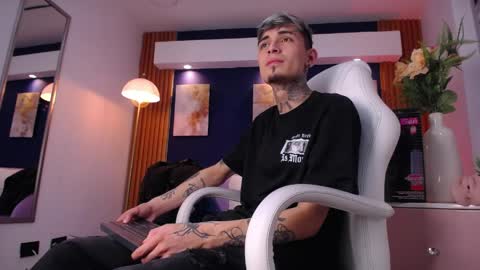 Max online show from 04/01/26, 12:44