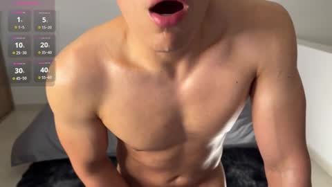 Snapshot of max_lancaster chatting on 01/14/26, 03:06 Max Lancaster online show from 01/14/26, 03:06