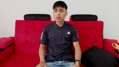 Snapshot of max_latin_ chatting on 01/15/25, 11:43 max_latin_ online show from 01/15/25, 11:43