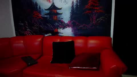 Snapshot of max_latin_ chatting on 01/29/25, 11:30 max_latin_ online show from 01/29/25, 11:30