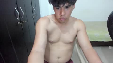 Max online show from 04/08/26, 01:22