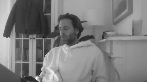 Snapshot of max_original chatting on 12/25/24, 04:00 Future Max online show from 12/25/24, 04:00