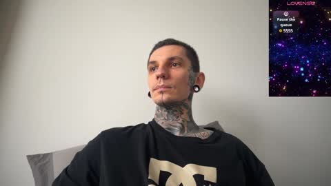    online show from 02/06/25, 10:15