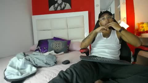 max_sexyhot26 online show from 01/19/25, 05:05