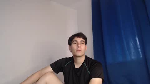 max_snow1616 online show from 11/26/25, 07:48