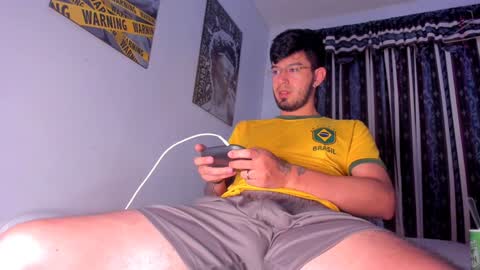 Snapshot of max_val chatting on 02/03/25, 11:31 Max online show from 02/03/25, 11:31