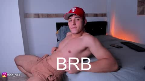 max_valiant1 online show from 10/27/25, 09:24