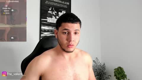 max_valiant1 online show from 03/24/26, 12:48