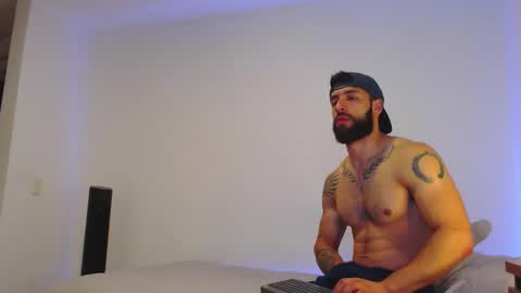 max_xl_ online show from 01/14/26, 03:17