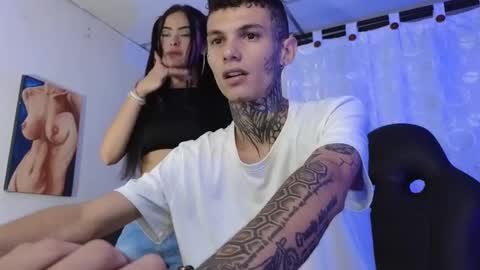 Snapshot of maxandalyn_ chatting on 01/06/25, 08:18 Max Dalyn online show from 01/06/25, 08:18