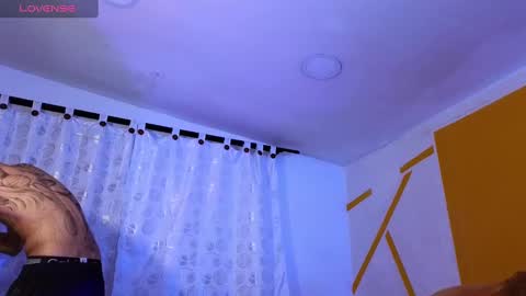 Snapshot of maxandalyn_ chatting on 01/31/25, 07:51 Max Dalyn online show from 01/31/25, 07:51