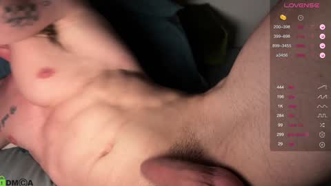 Snapshot of maxandtam chatting on 01/22/25, 10:15 Max online show from 01/22/25, 10:15