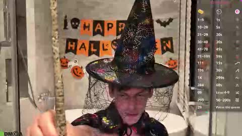 Snapshot of maxandtam chatting on 10/31/25, 09:16 Max online show from 10/31/25, 09:16