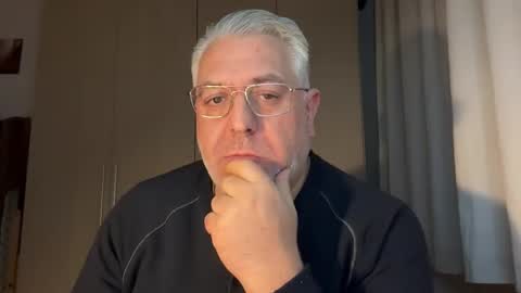 maxbillo online show from 03/28/26, 11:26