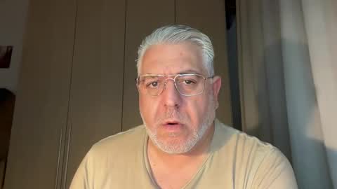 maxbillo online show from 04/20/26, 10:33