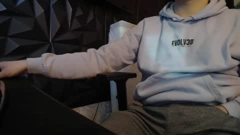 Snapshot of maxboner94 chatting on 02/03/25, 08:13 maxboner94 online show from 02/03/25, 08:13