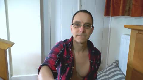Snapshot of maxdavies chatting on 02/19/26, 11:28 Max Davies online show from 02/19/26, 11:28