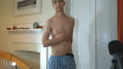 Snapshot of maxdavies chatting on 07/27/26, 09:38 Max Davies online show from 07/27/26, 09:38