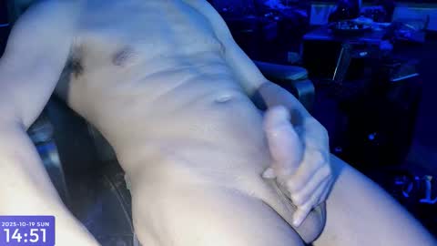 Maxel F online show from 10/19/25, 12:50