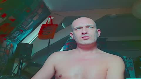 maxhardcore77 online show from 11/10/25, 09:19