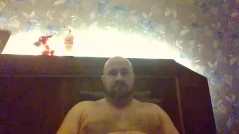 Snapshot of maxhunter chatting on 09/18/25, 05:20 maxhunter online show from 09/18/25, 05:20