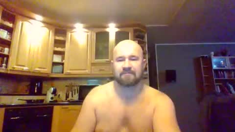 Snapshot of maxhunter chatting on 10/23/25, 04:50 maxhunter online show from 10/23/25, 04:50